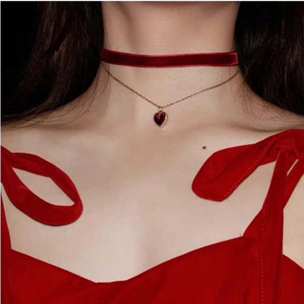 Collier Ras du Cou en Velours Rouge Vin pour Femmes