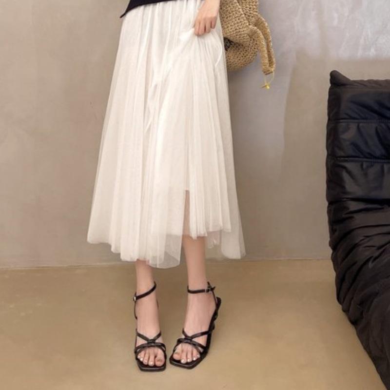 

With skirt French purple beautiful high heels women s summer 2025 new outer wear Korean version temperament square head open-toed sandals 42