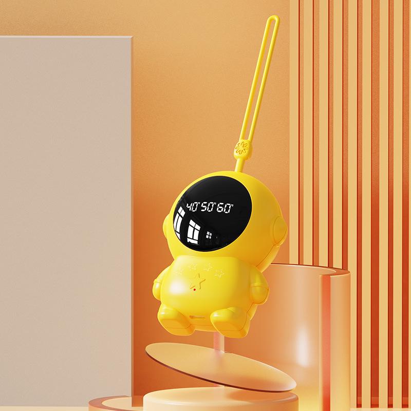 

Portable Cartoon Cat Paw Hand Warmer – Cute Mini Digital Display for Winter