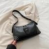 2025 New Retro Rivet Crescent Bag Trendy Cool Babes Underarm Bag High-end Personalized Shoulder Bag