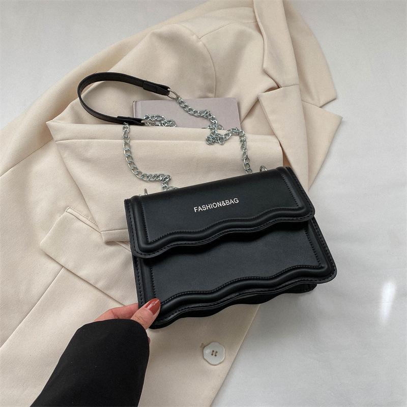 Korean Style Small Square Women's Crossbody Bag - 2025 Solid Color, Wave Pattern, Chain Shoulder, Simple Fashion.