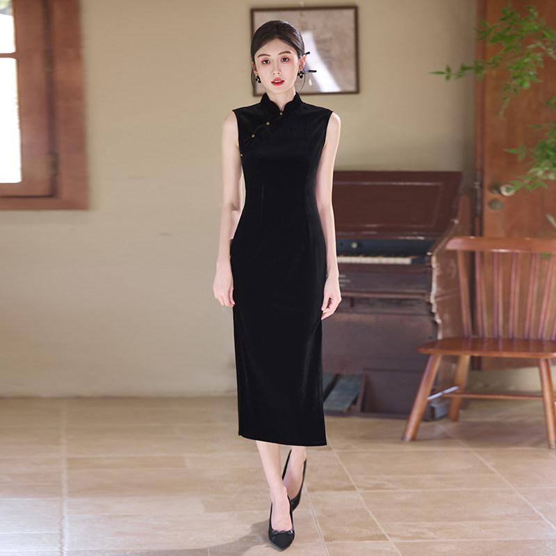 Black velvet sleeveless new Chinese Suzhou autumn cheongsam improved young 1011 new women's high-end spring and autumn