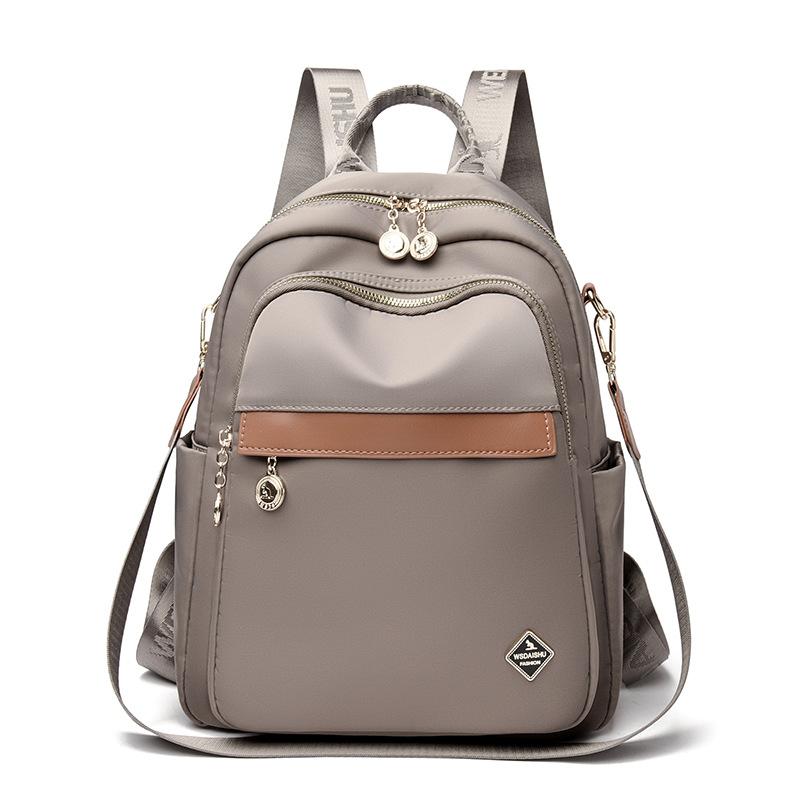 A Fashionable and Versatile Backpack with A Large Capacity and Is Lightweight for Women's Travel and Leisure