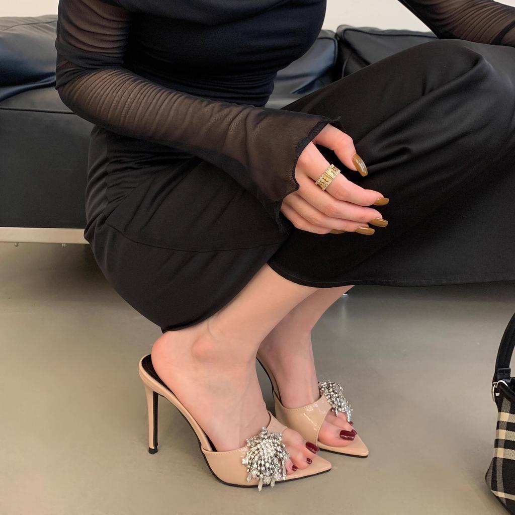Fashion Shoes Woman 2025 Glitter Slides Slippers Summer Heeled Mules Pointed Toe Black Sandals Pantofle Jelly High Beige New Thin Crysta