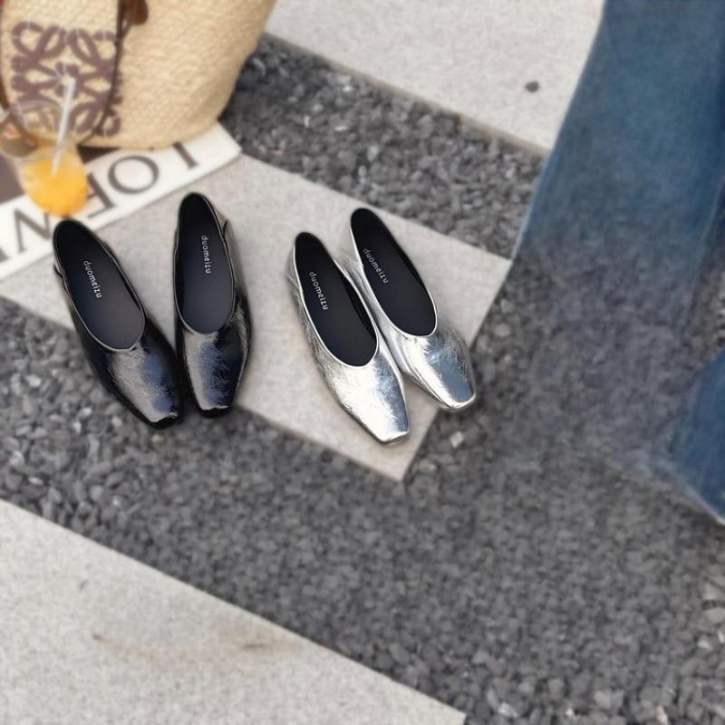 French Elegant Pointed Toe Gentle Evening Shoes Slip-On Low Heel Commuter Flat Shoes