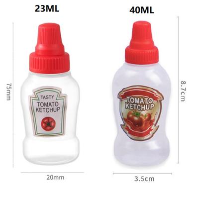 4 Mini Ketchup Bottles, Condiment Squeeze Bottles, and Plastic Containers for Refilling Salad Dressing and Ketchup, Suitable for