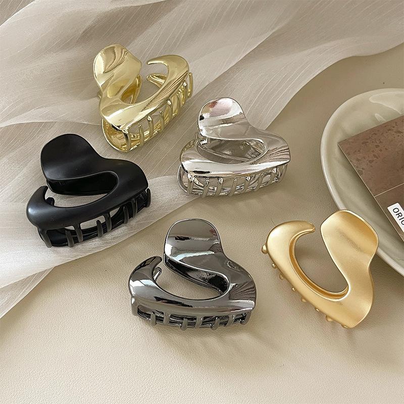 Light Luxury Irregular Geometric Hollow Shaped Hairpin Advanced Multicolor Metal Shark Clips Simple Hair Accessories