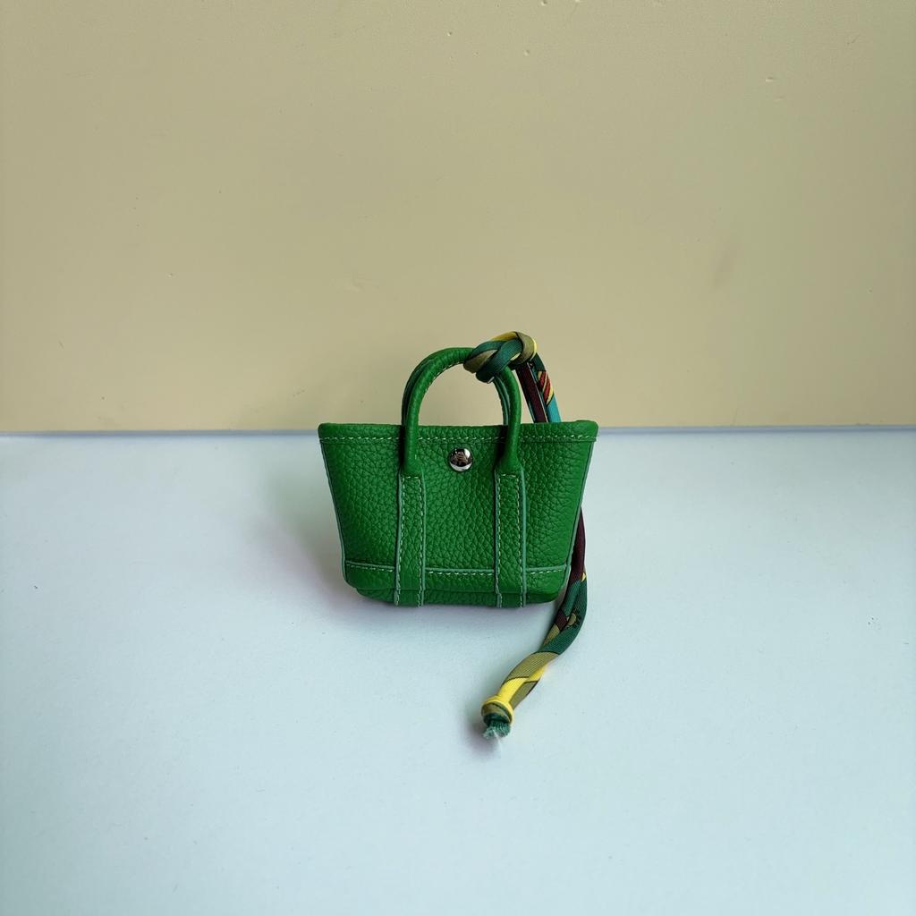New leather garden small bag 2025 trendy mini garden bag foreign gas bag pendant creative car pendant