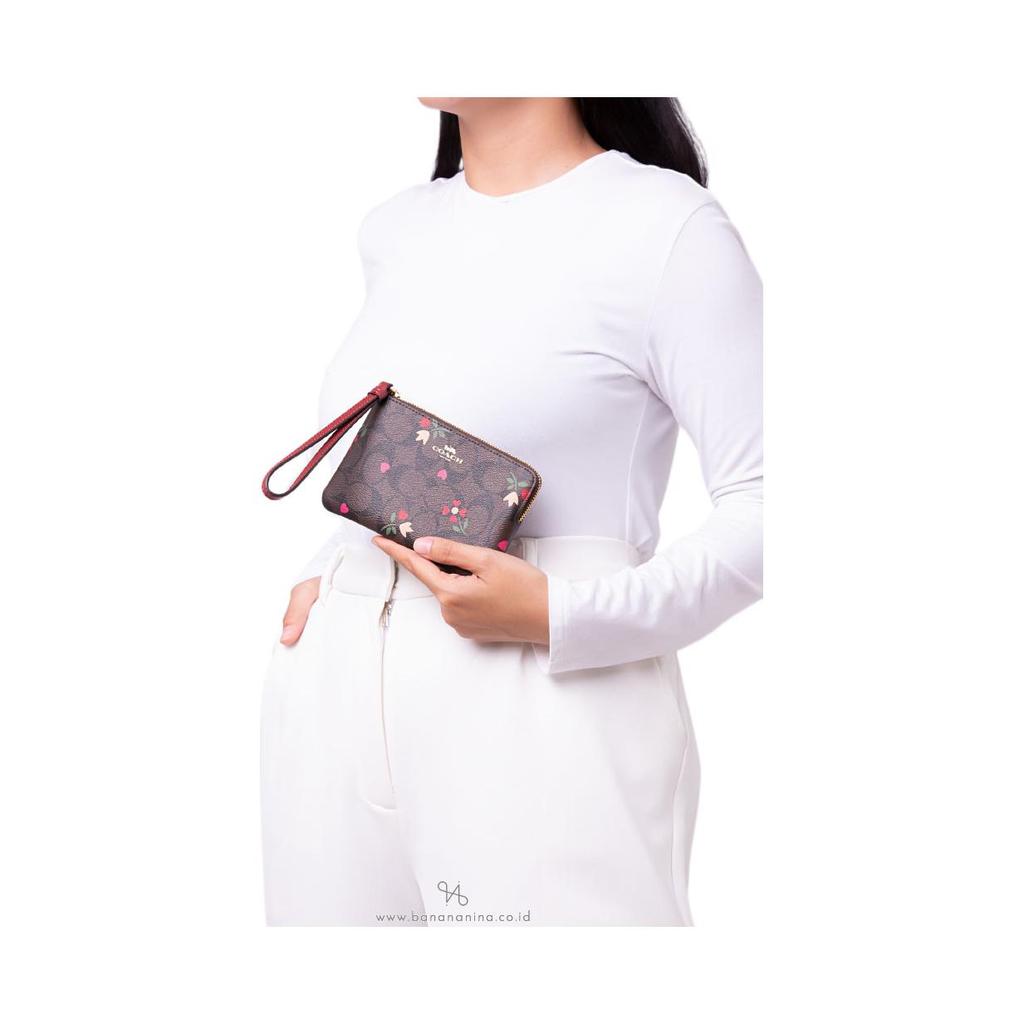 Coach Eckreißverschluss 16 Monogramm Herz Blumendruck Reißverschluss Beschichtetes Canvas Mit Lederkupplung Kleine Damenkupplung Braun Bordeaux C7654-IMBMC