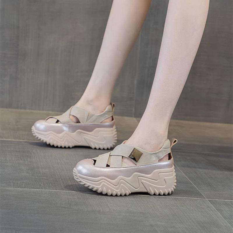 

Папины кроссовки женские летние новые с закрытым носком сандалии женские универсальные на толстой подошве модные повседневные дышащие женские туфли тренд 40 хаки