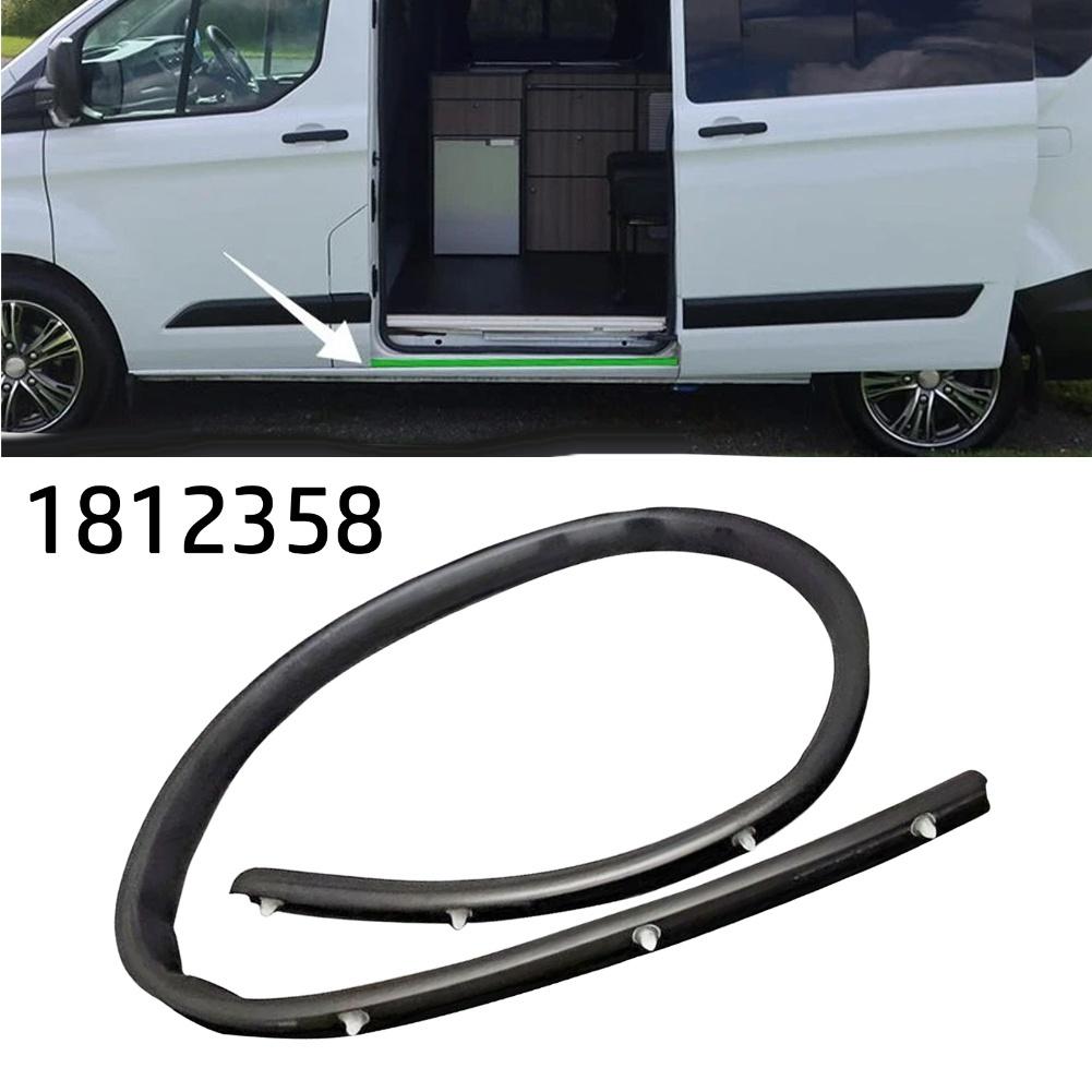 Uszczelka drzwiowa przednia lewa dolna 1812358 Zamiennik dla Forda Dla Transit i Dla Tourneo Custom od 2012