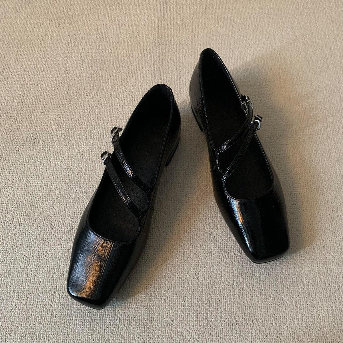 

Sheepskin version~ niche design square head double one-word strap small leather shoes simple and versatile thick heel Mary Jane women s shoes 35