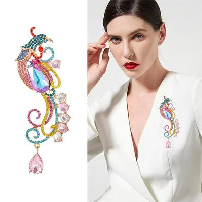 Elegant Klassisk Påfågel Glittrande Broschnål För Kvinnor High-End Utsökt Bankettfest Djur Märken Smycke Gåva