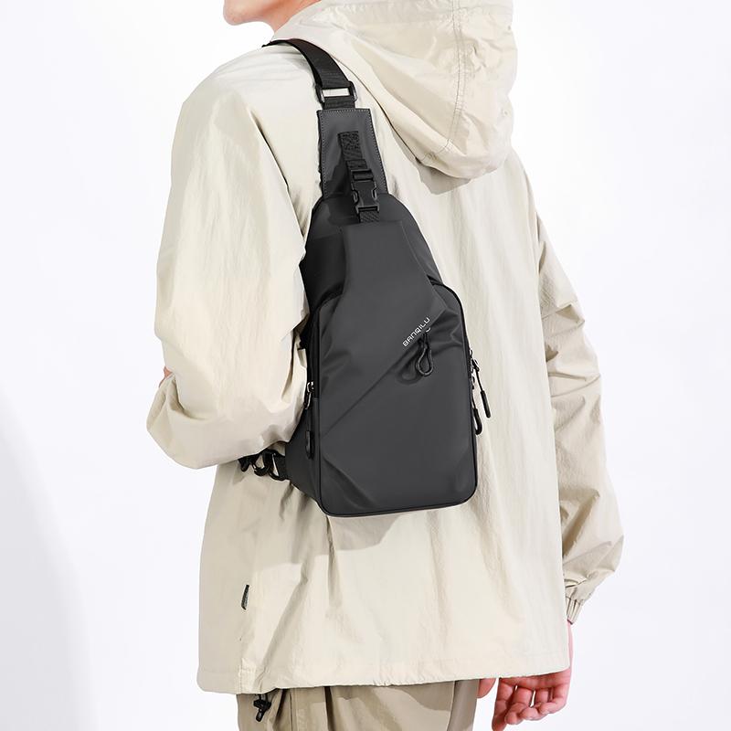 Men's Chest Bag Multi-functional Outdoor Crossbody Bag Water-repellent Shoulder Bag