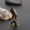 Home Small Decoration Craft Eagle Statue Miniature Sculpture Crafts Ornament Vintage Copper Bird Figurine for Interior Home Desk