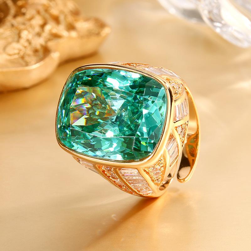 

Jewelry Copper Bottom Gold-Plated Simulation Dry Rose Copper Inlaid Retro Light Luxury Ring Women 15 * 20