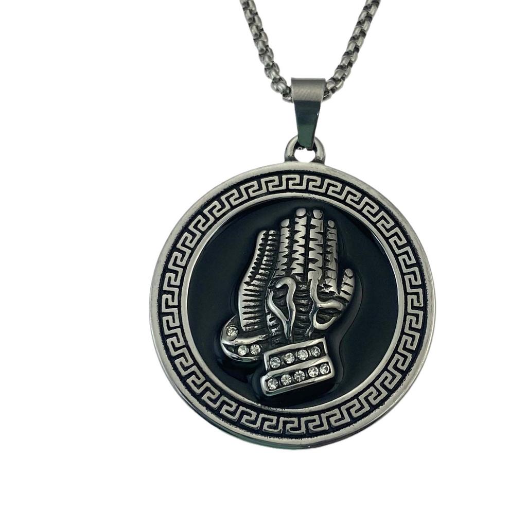Personality Hip Hop Medallion Painting Oil Dripping Oil Prayer Hands Hands Palm Stainless Steel Pendant Titanium Steel Necklace