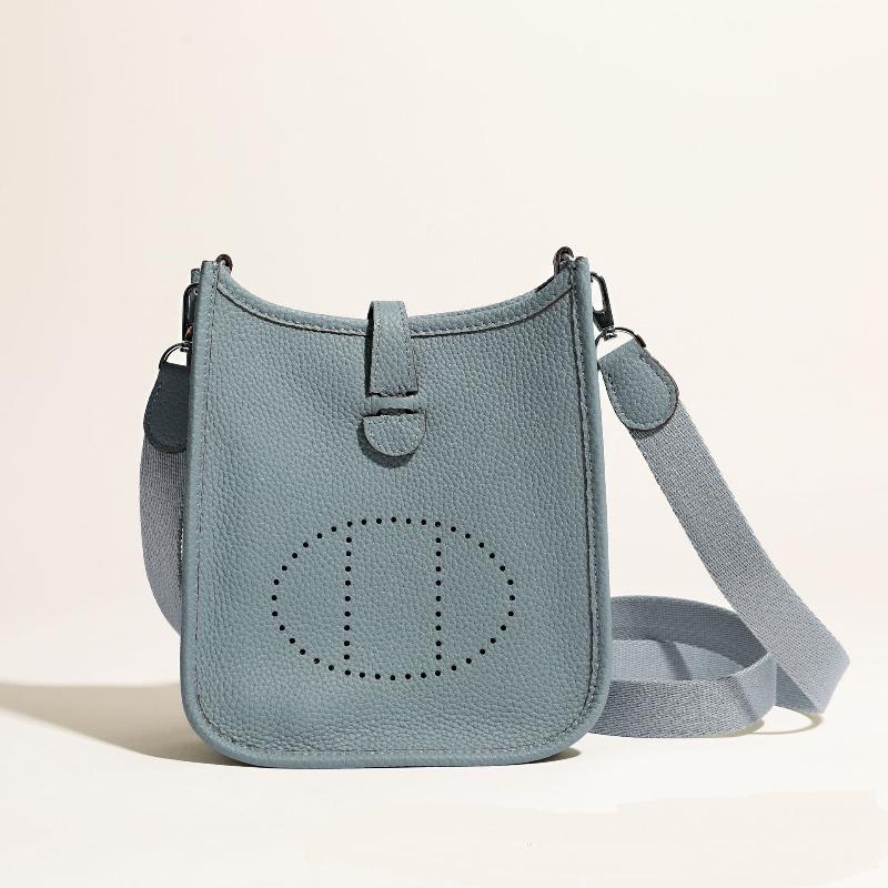 Neue hochwertige Evelyn Bucket Bag Mini TOGO aus Rindsleder mit oberer Schicht und einer Schulterpartie für Damen