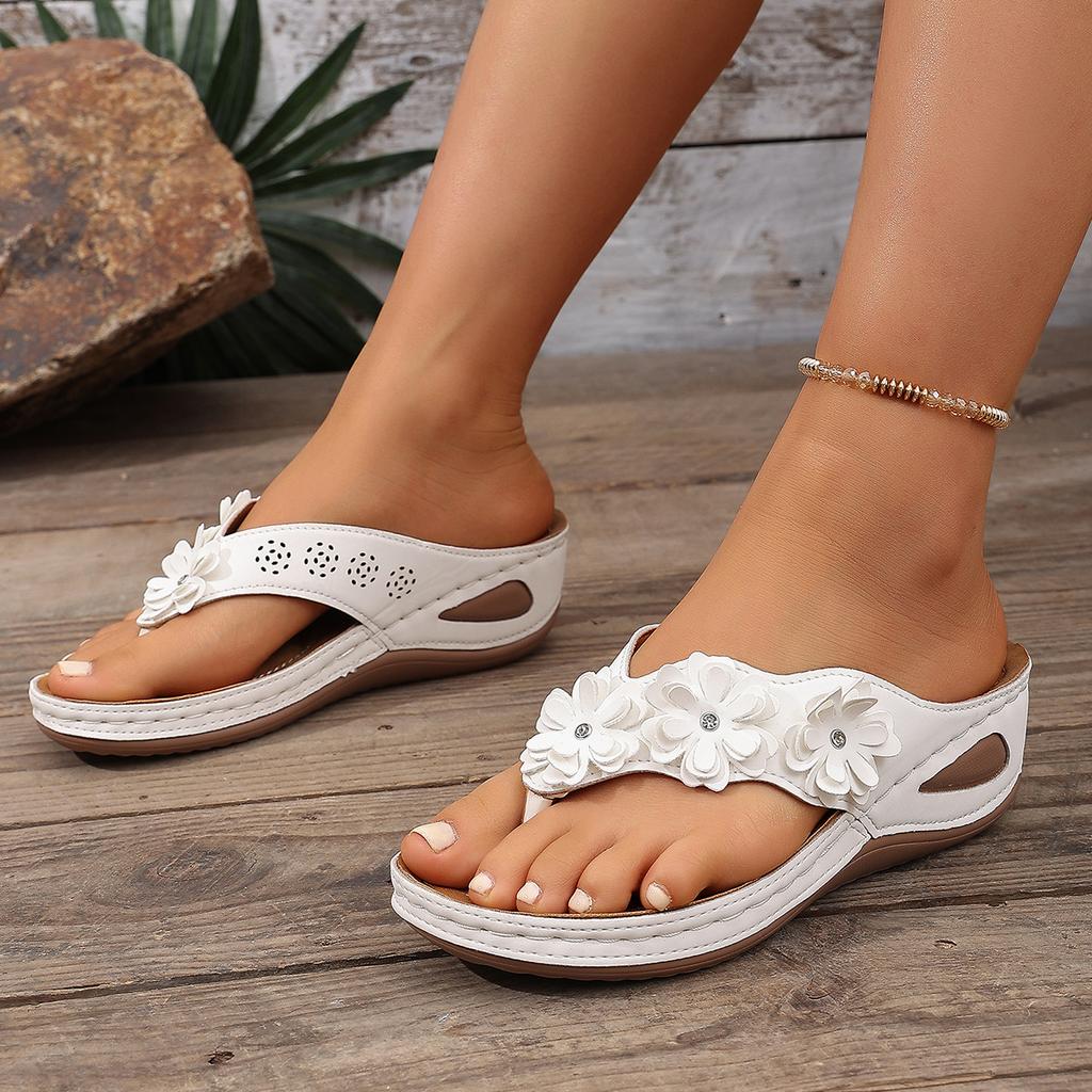 Women's Fashion Slip-On Flip Flops, Floral Decor Flat Sandals, Comfort PU Sole Casual Shoes for All Seasons