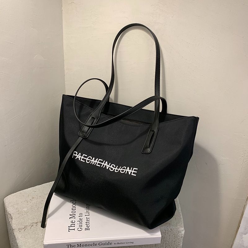 

Autumn and Winter Canvas Fashion All-Match Student Class Big Bag Black