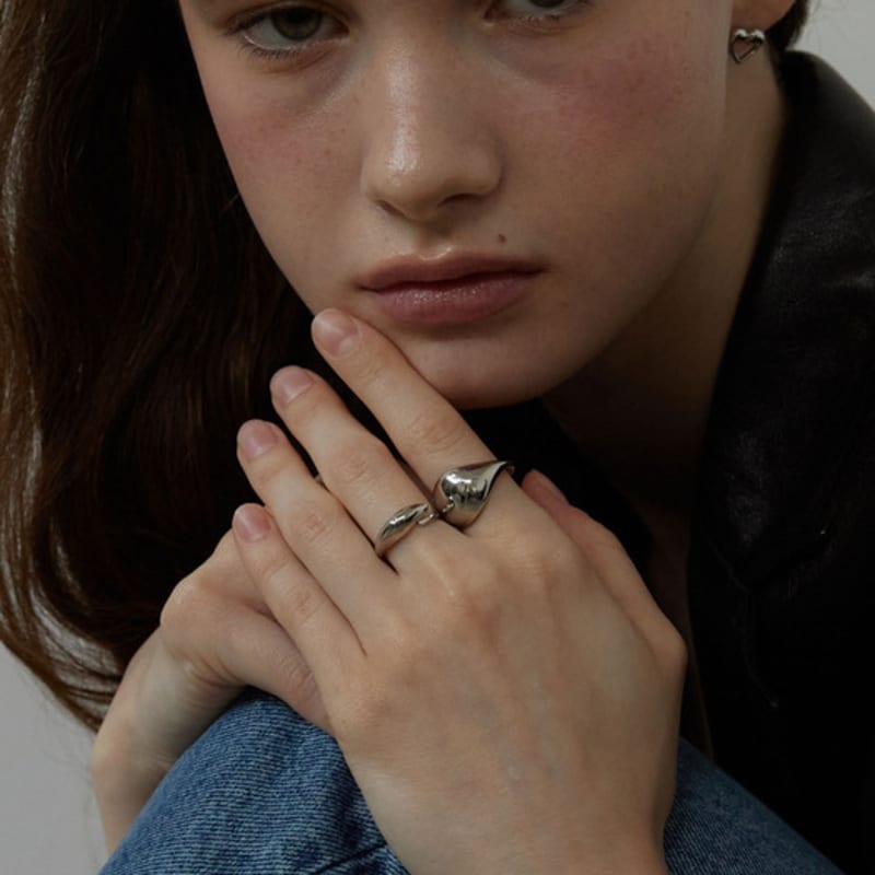 LOVE ME MONSTER Minimal Free Ring (L243MRI020)