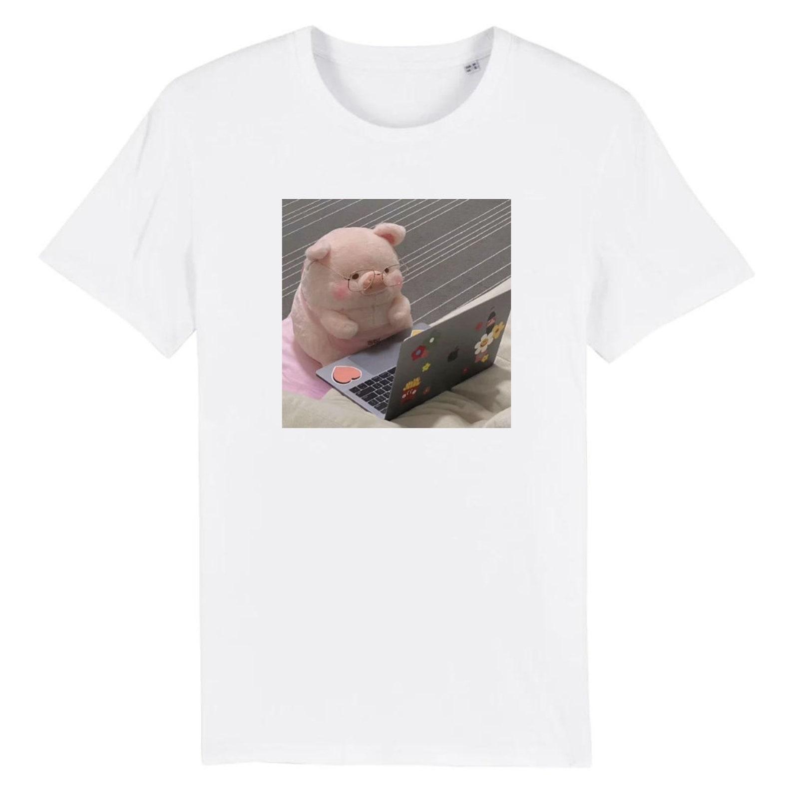 Funny Chubby Pig Meme T-Shirt Working From Home Studying Piglet Top L