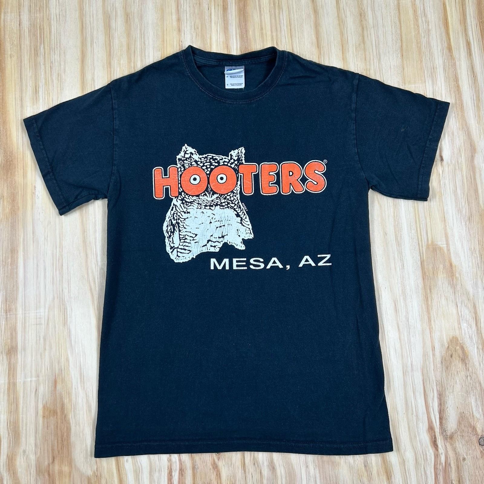 Hooters Mesa Arizona T Shirt Sz S Black Short Sleeve Delightfully Tacky Tee Unisex T-Shirt XXL