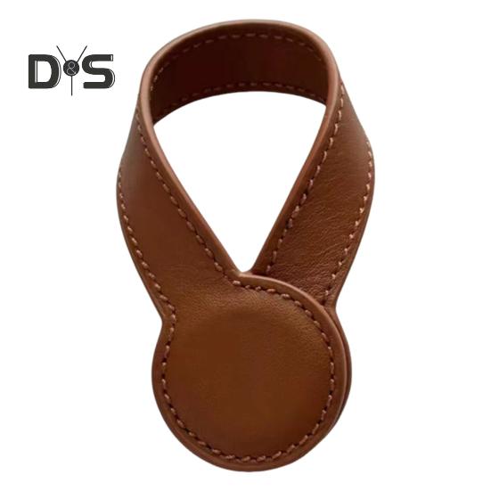 Faux Leather Magnetic Hat Clip Hands-Free Portable Multipurpose Travel On Bag Backpack Handbag Luggage Cap Holder Magnet Storage Hook Vacation