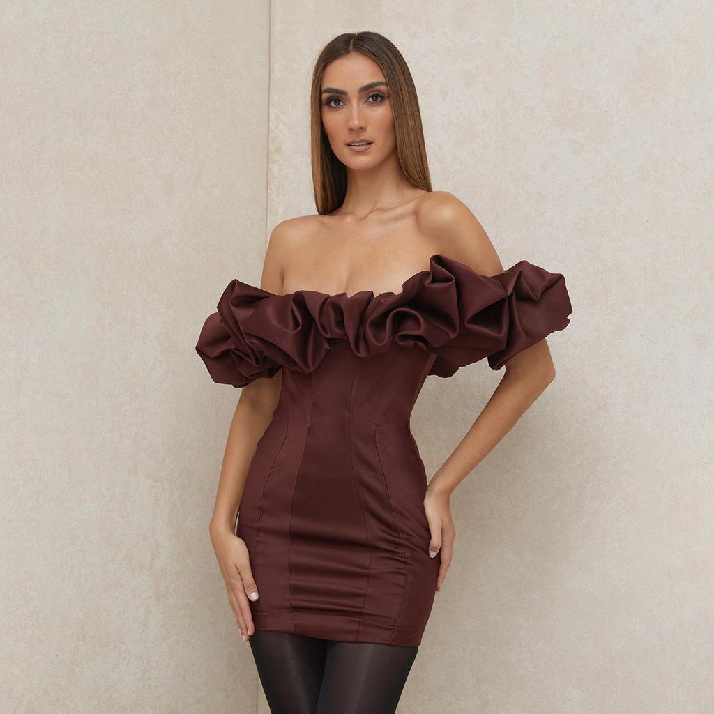 Sexy dress, waist-cinched hip skirt, bandeau one-shoulder, fishbone ruffled dress