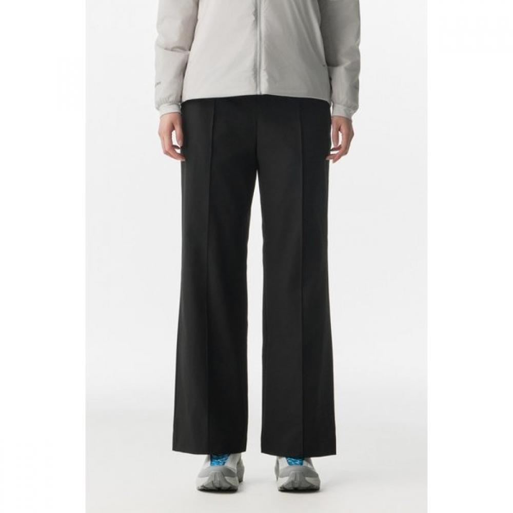 KOLON SPORT Women S Pintuck pantS jkpnS25142blk
