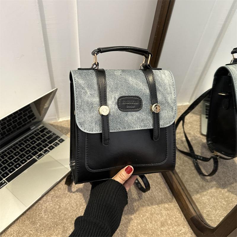 Today's popular retro large-capacity handbags, autumn and winter new versatile women's backpack fashion