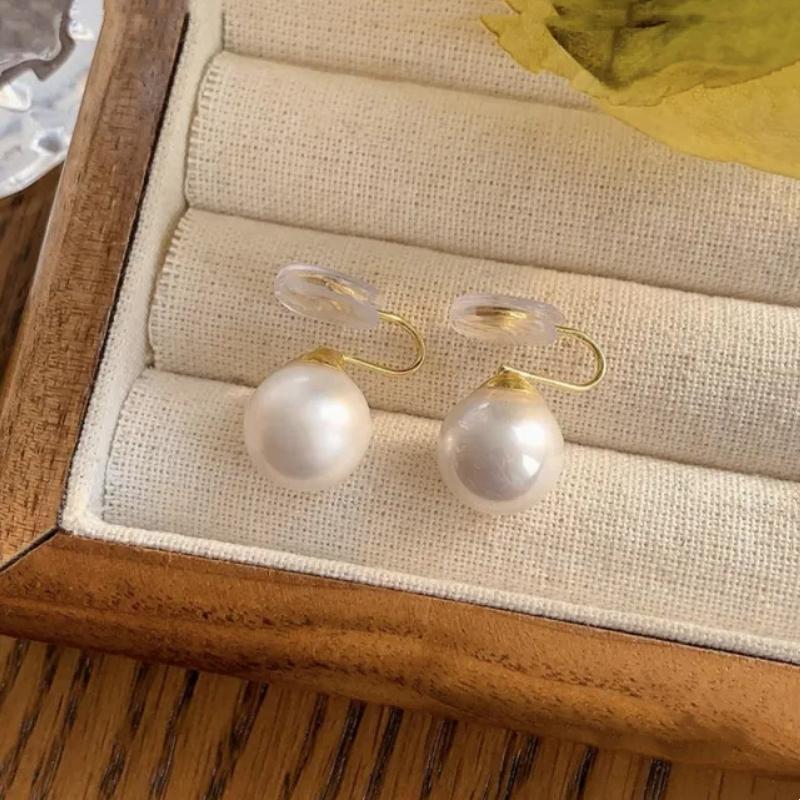 Neue Perlenblumen-Clip-On-Ohrringe mit langem Temperament, Perlenkette, Quaste, nicht durchdringende Ohrringe für Damen