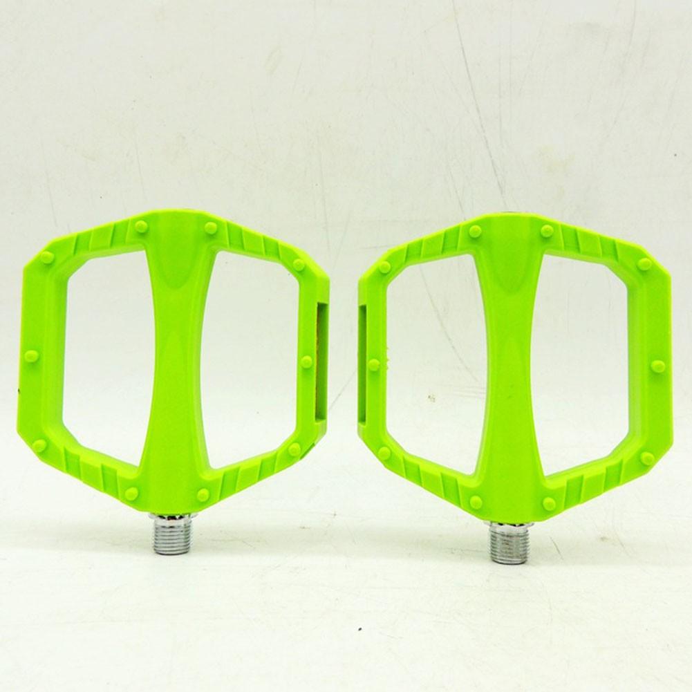

Reflective Bike Pedals with DU Bearings for Safe Riding Experience Fluorescent green