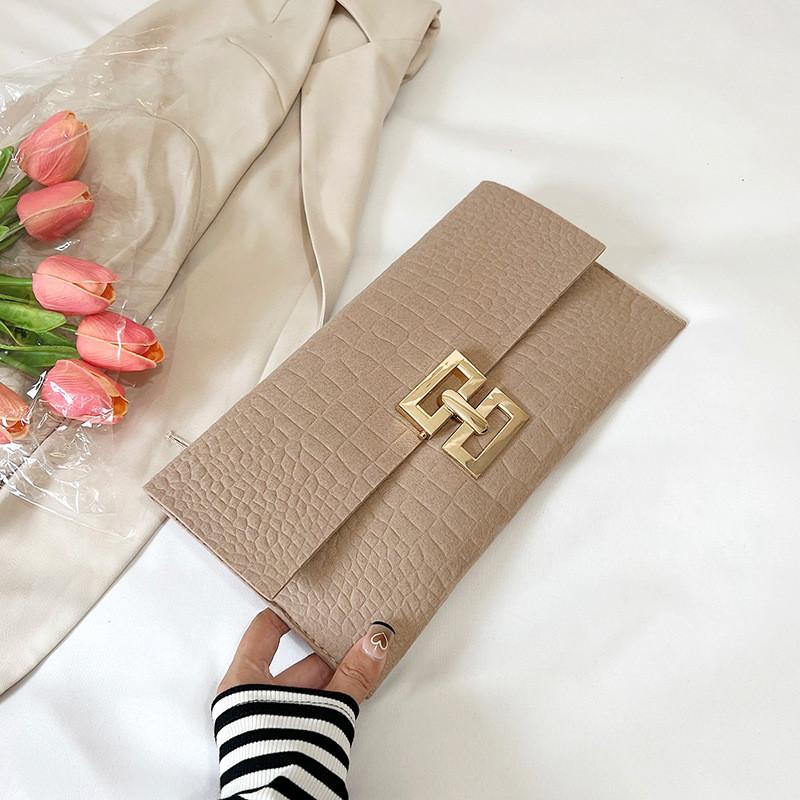 Шикарный клатч-конверт для женщин изысканный уличный стиль с застежкой-замком 950₽