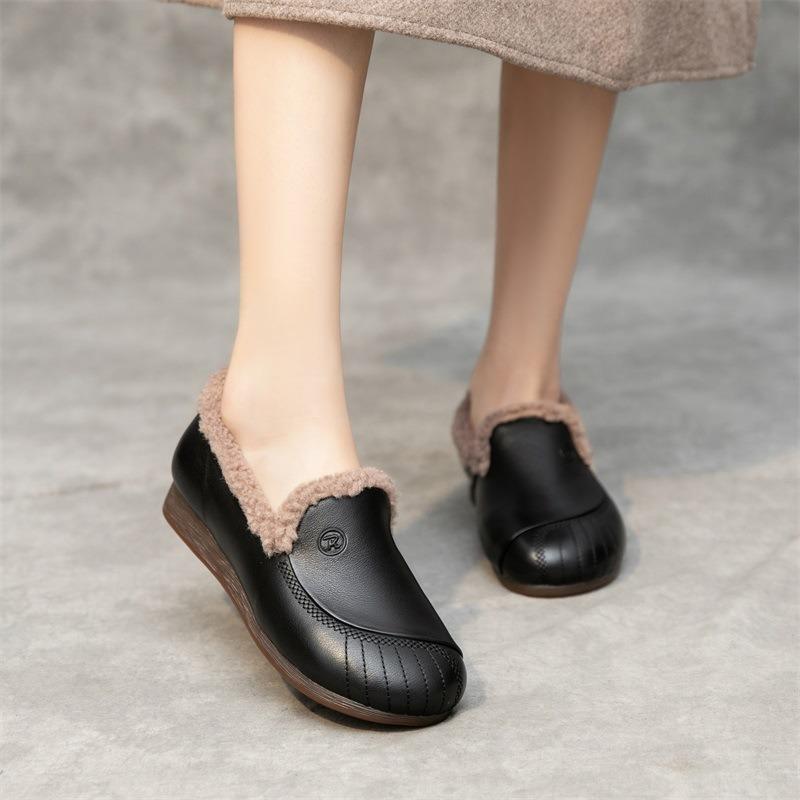 Mom Shoes Autumn and Winter New Cotton Shoes Medium and Soft Soles Comfortable Flat Bottom Leather Warm Fluff Single Shoes Wool Leather Shoes Women