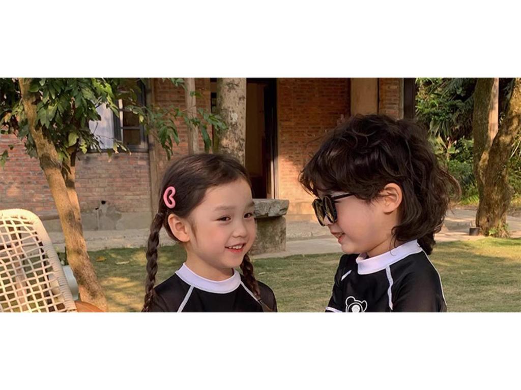 Boys' and Girls' Quick-Dry Sunscreen One-Piece Swimsuit 2025 - Professional Training Swimwear for Kids