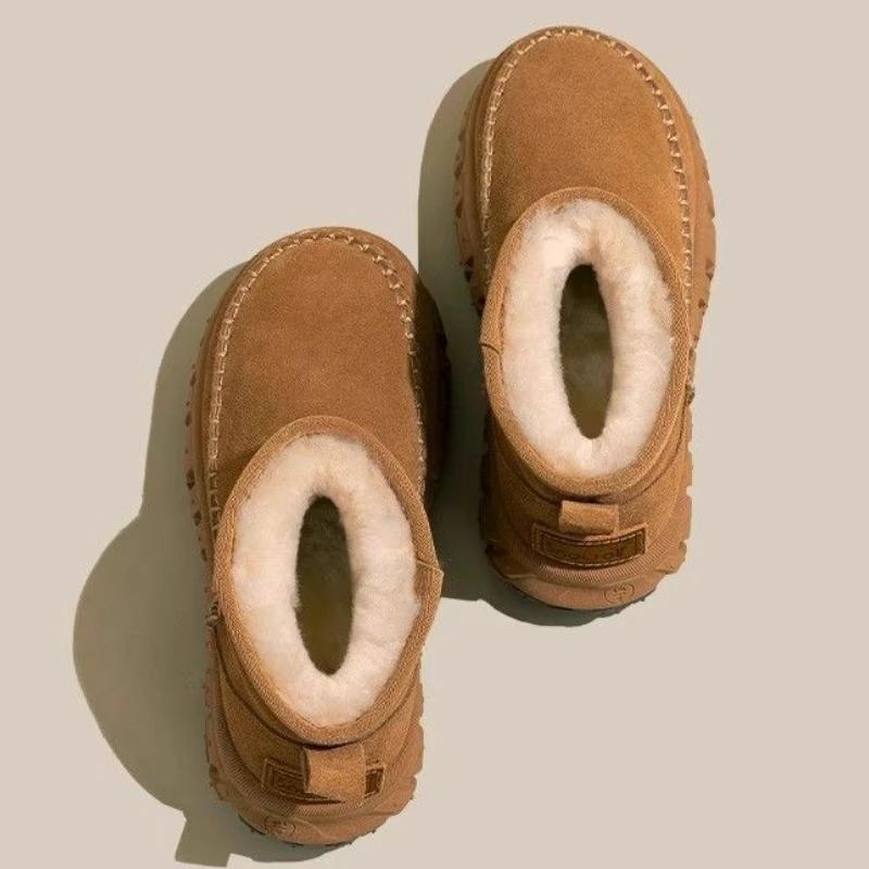 Fashion Velvet High Top Snow Boots for Women In Winter 2025, New Thick Soled Warm Snow Boots, Wear-resistant and Non Slip Cotton Shoes