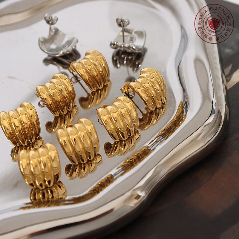 18K Gold-Plated Geometric Banana Shape Earrings with Versatile Texture - European & American Design.