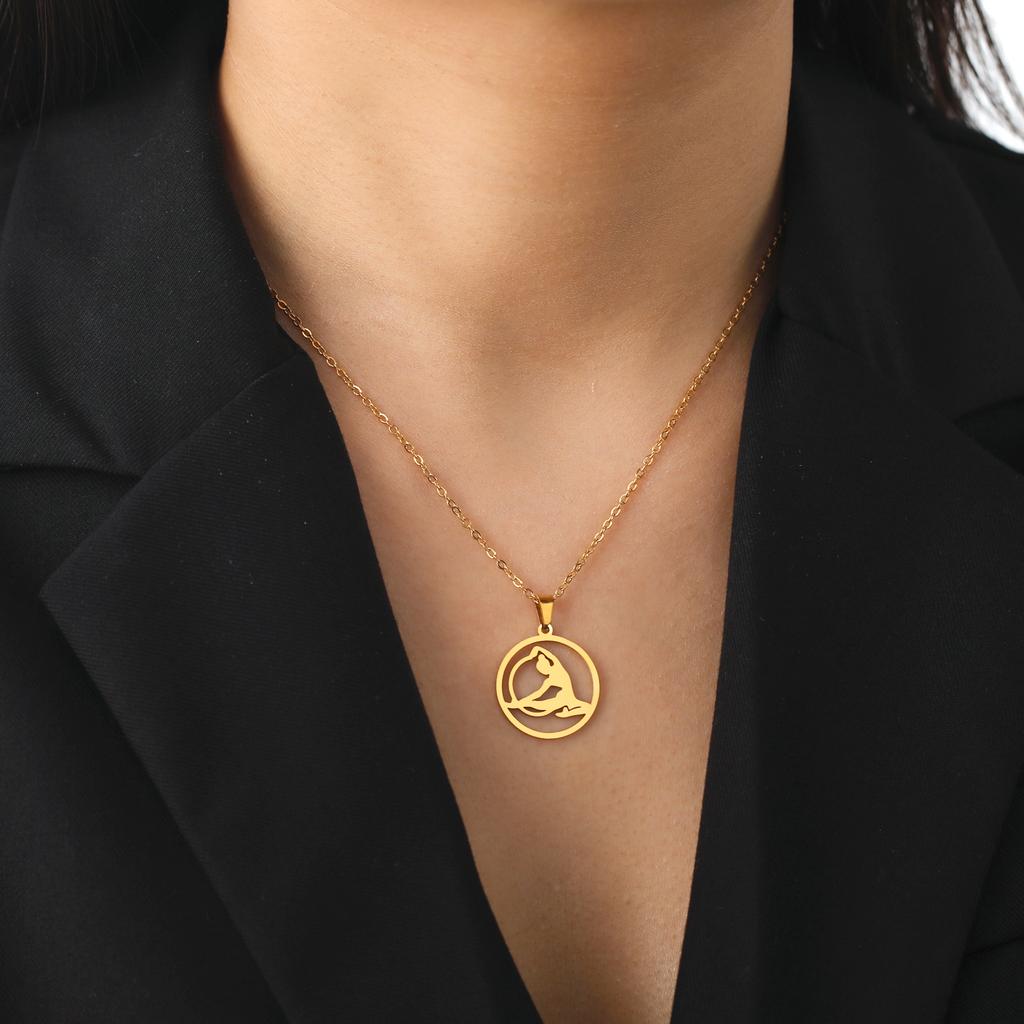 Teamer Gymnast Stainless Steel Necklace for Women Artistic Gymnastics Round Pendant Chian Choker Athlete Jewelry Birthday Gifts