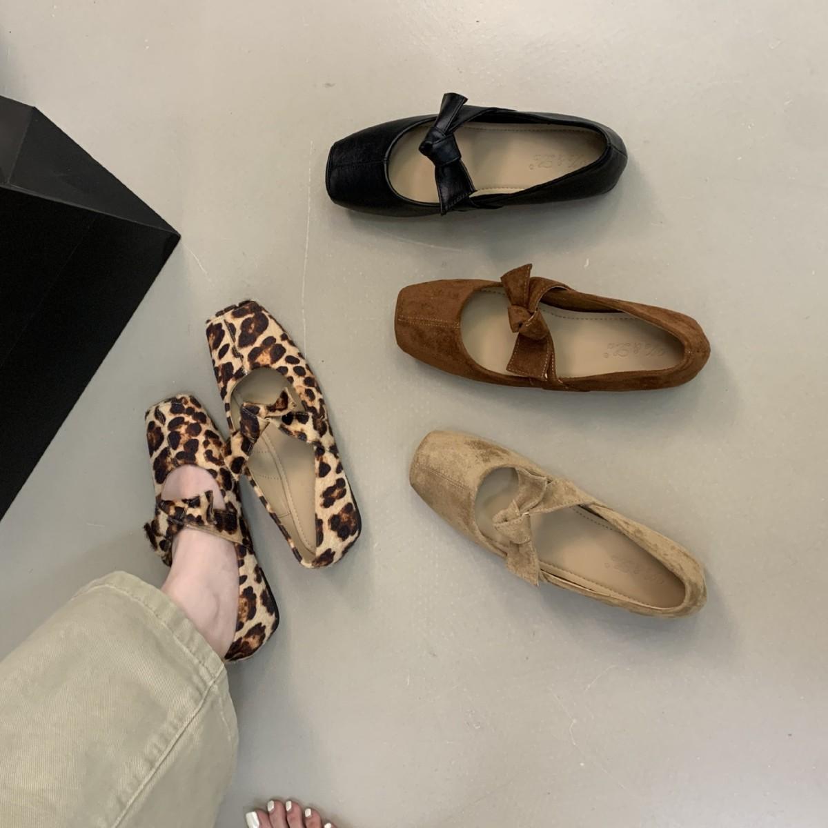 

2025 new square head suede bow soft sole foot cover versatile Doudou pregnant women s single shoes 39 коричневий