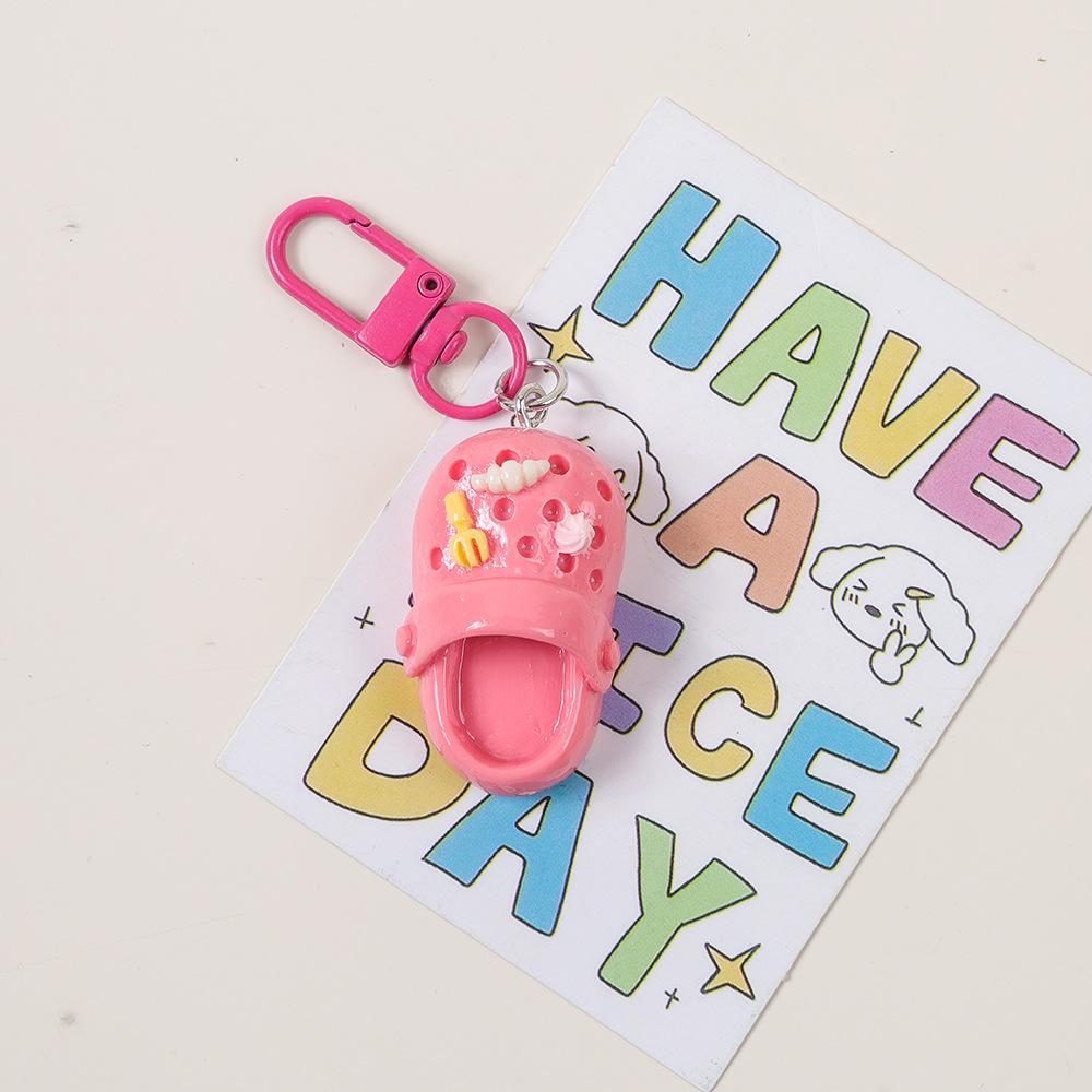 Colorful Girlish Heart Crocs Keychain Pendant - Cute Bestie Jewelry Charm DIY Accessories