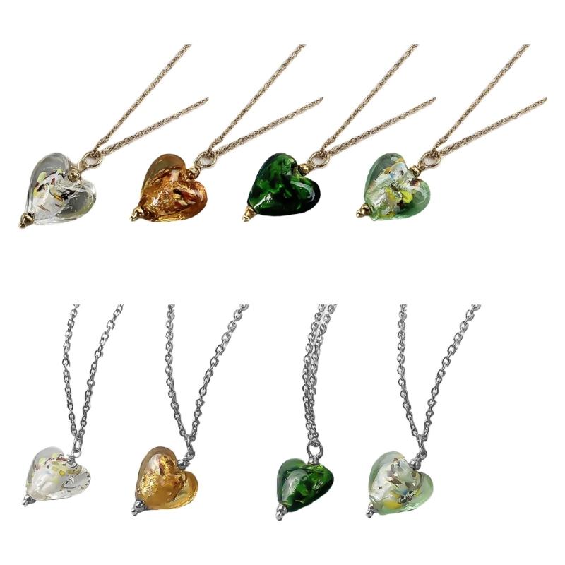 Heart Pendant Necklace Clavicle Chain Heart Neck Jewelry Glaze Pendant Necklace Suitable for Woman Girls Daily Wear