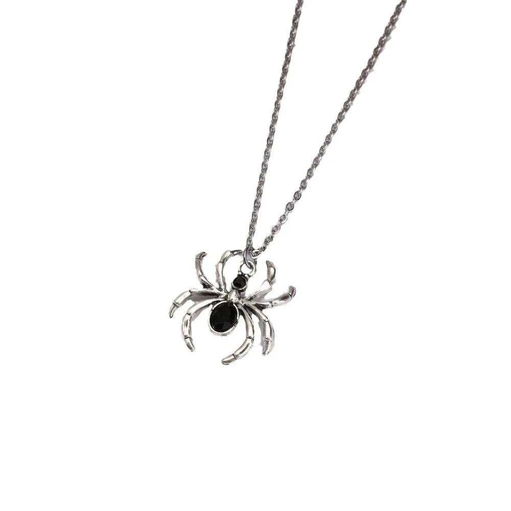 Black Spider Pendant Necklace, Vintage Darkness Halloween Insect Necklace Exaggerated Large Spider Jewelry for Women Man