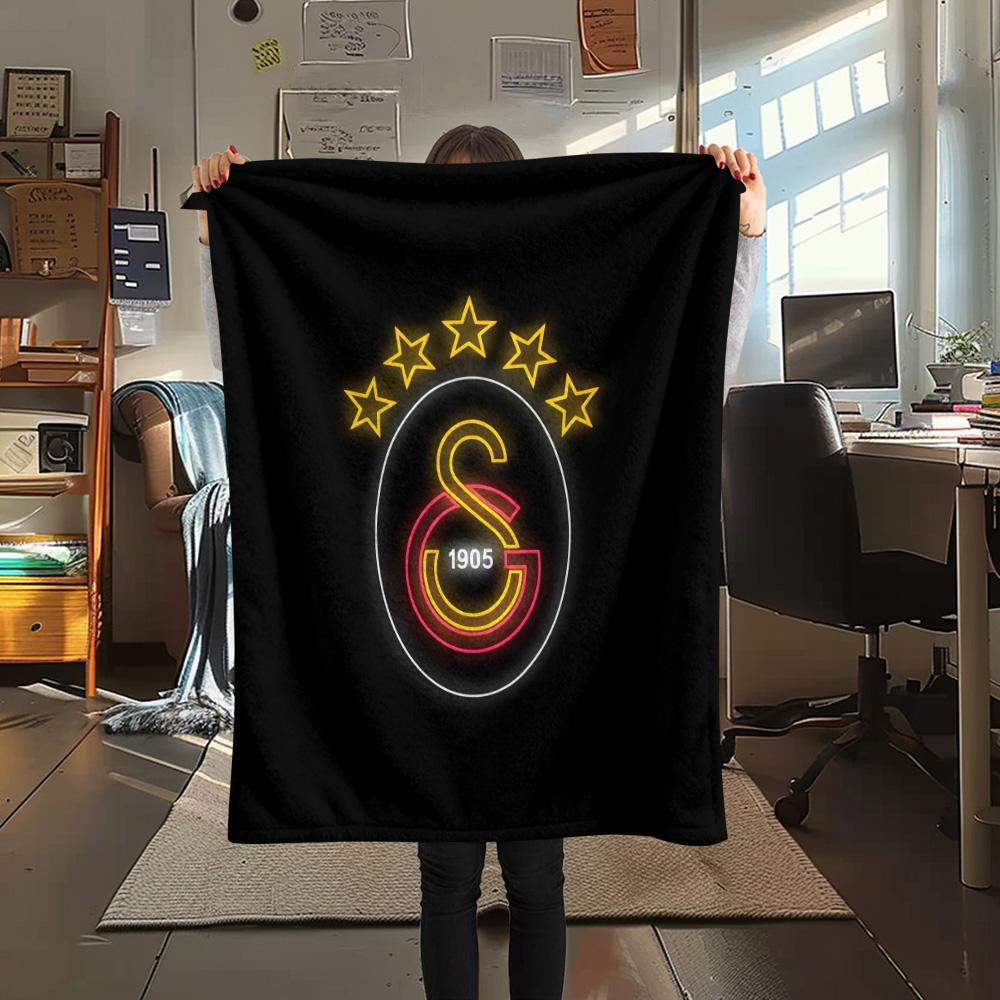 Galatasaray Flannel Blanket, High Quality Comfortable for All Seasons, Home Decor, Warmth and Comfort