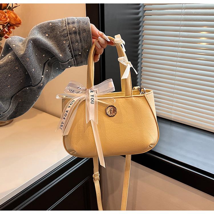 IELGY Premium Textured Versatile Shoulder Messenger Bag, Stylish Silver Portable Small Square Bag