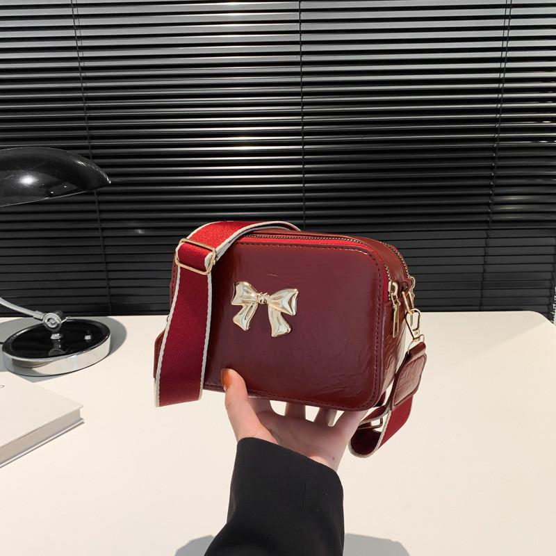 Chic Korean Style Small Square Bag For Women With Elegant Bow And Trendy Colors