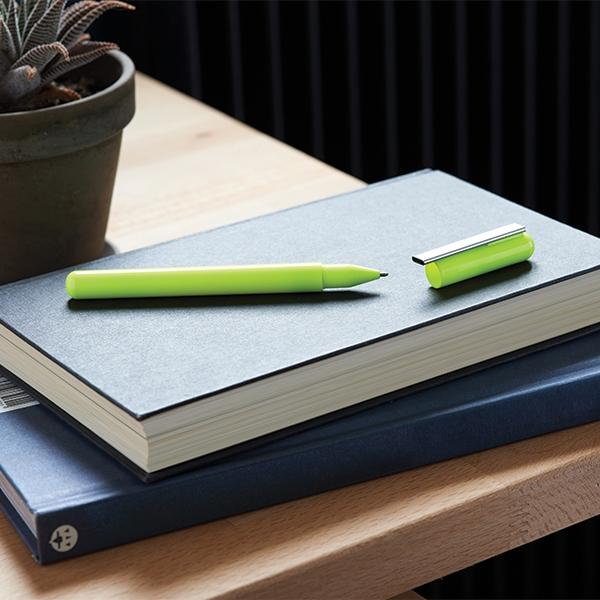 Lexon C-Pen Pen with USB-C32GB Flash Drive Yellow LS101YF