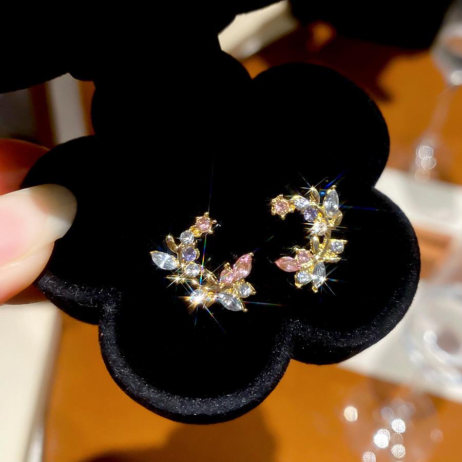 Silver Needle Super Flash Diamond Branch Earrings French Retro Temperament Earrings Earrings Earrings Women