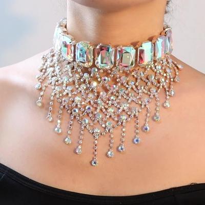 Sweet Cool Fashion Rhinestone Fringed Necklace Light Luxury Diamond Geometric Collarbone Chain Neck Chain Jewelry Women'S Necklace