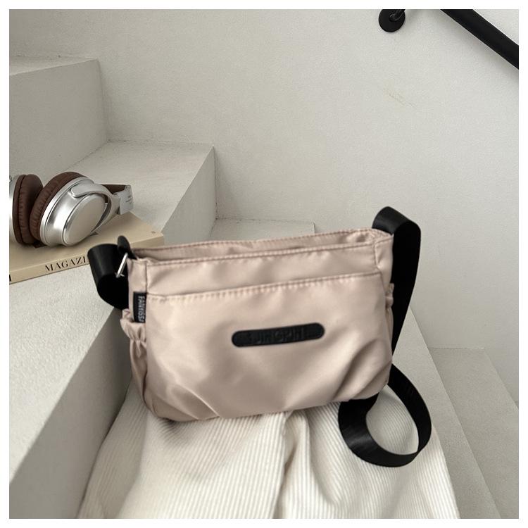 Women's Water-Repellent Nylon Crossbody Bag: Autumn/Winter Casual Solid Color Shoulder Bag